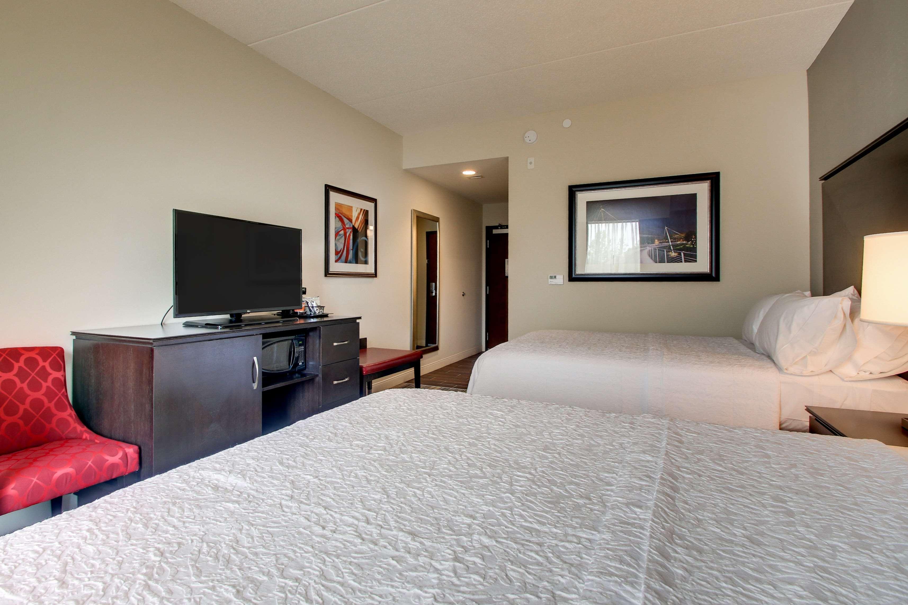 Hampton Inn & Suites Greenville Airport Exterior foto