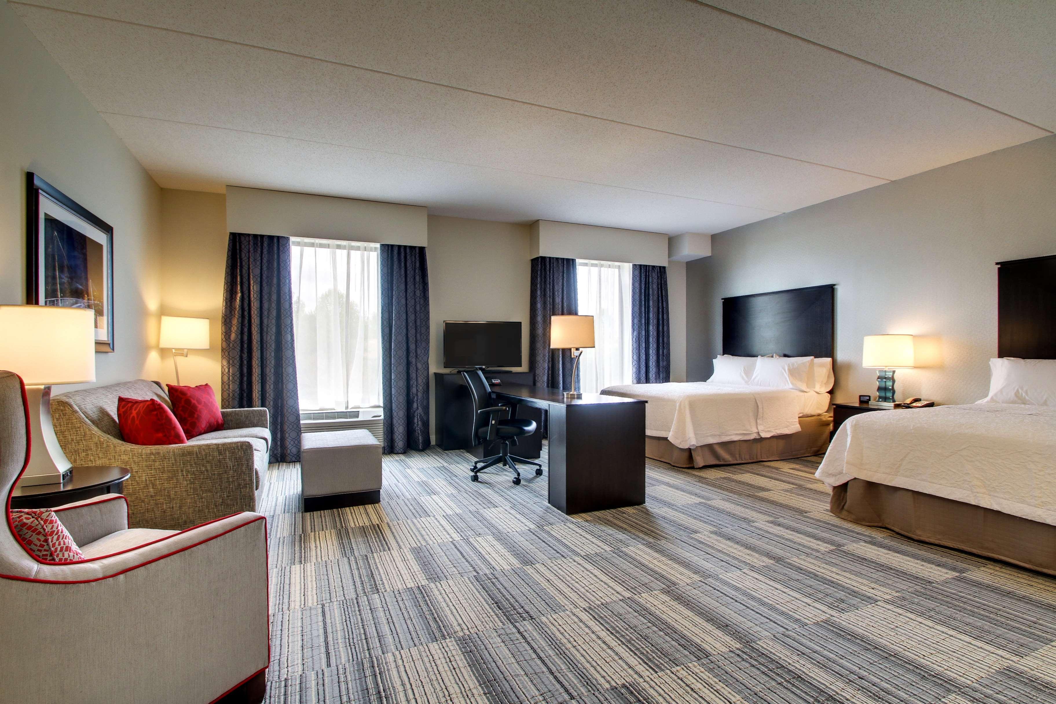 Hampton Inn & Suites Greenville Airport Exterior foto