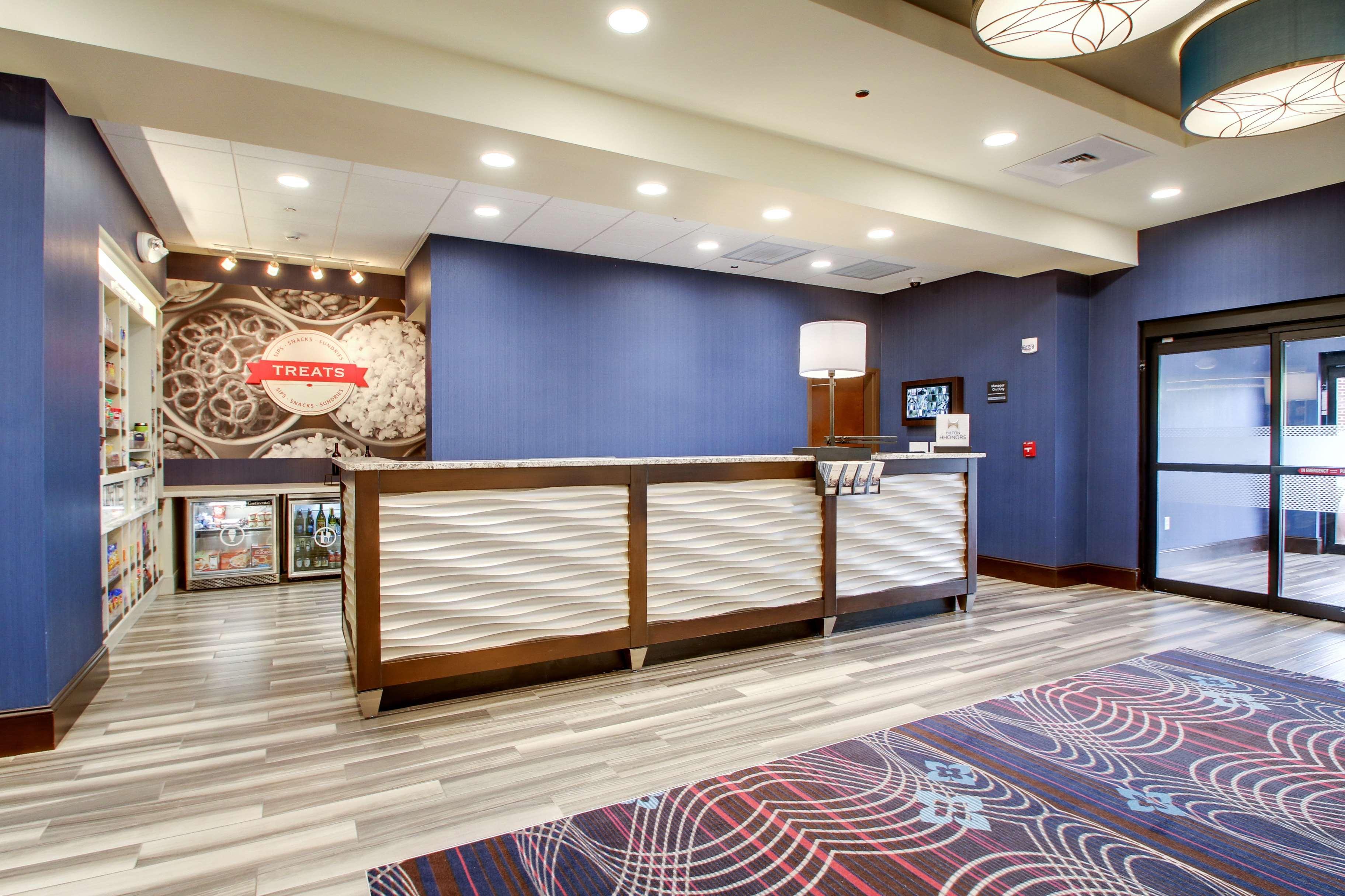 Hampton Inn & Suites Greenville Airport Exterior foto