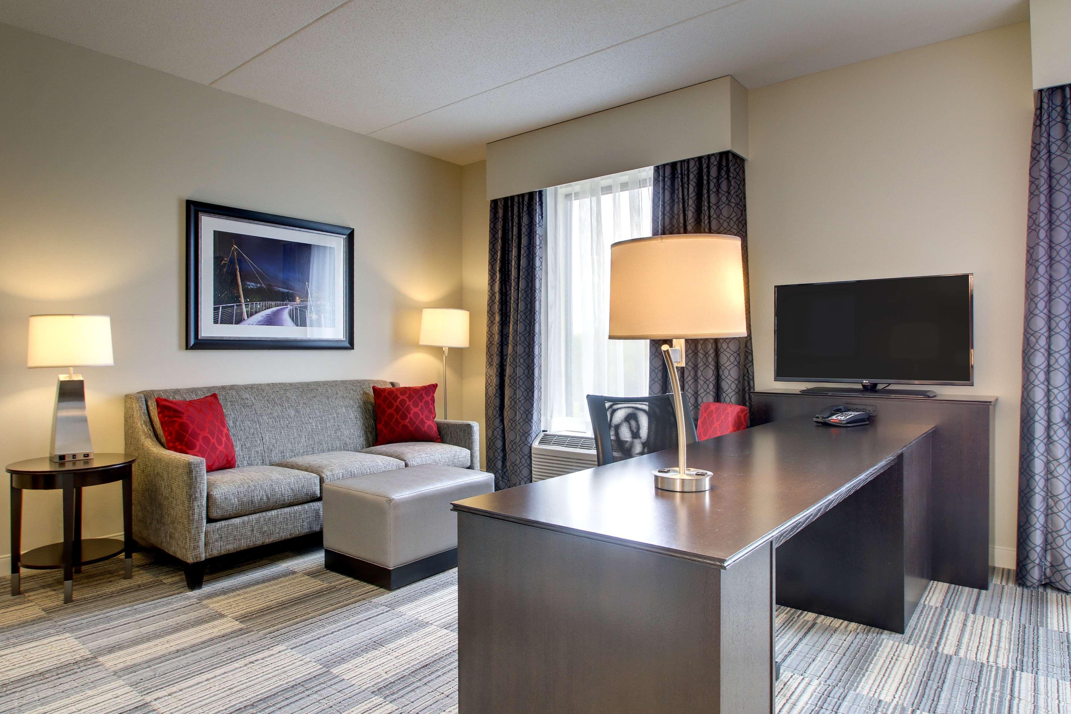Hampton Inn & Suites Greenville Airport Exterior foto